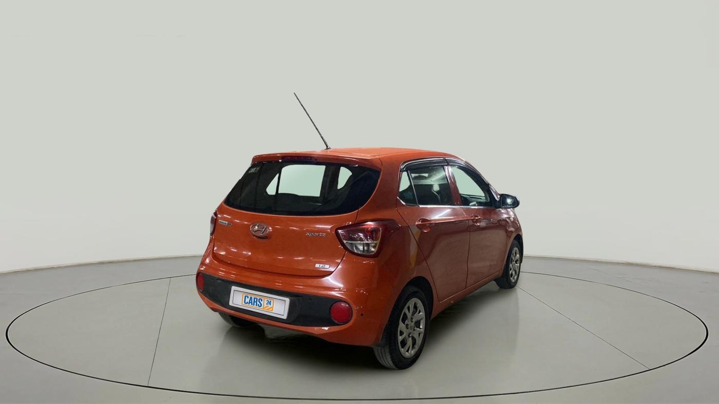 2017 Hyundai Grand i10 SPORTZ 1.2 KAPPA VTVT, Petrol, Manual, 33,729 km, Right Back Diagonal