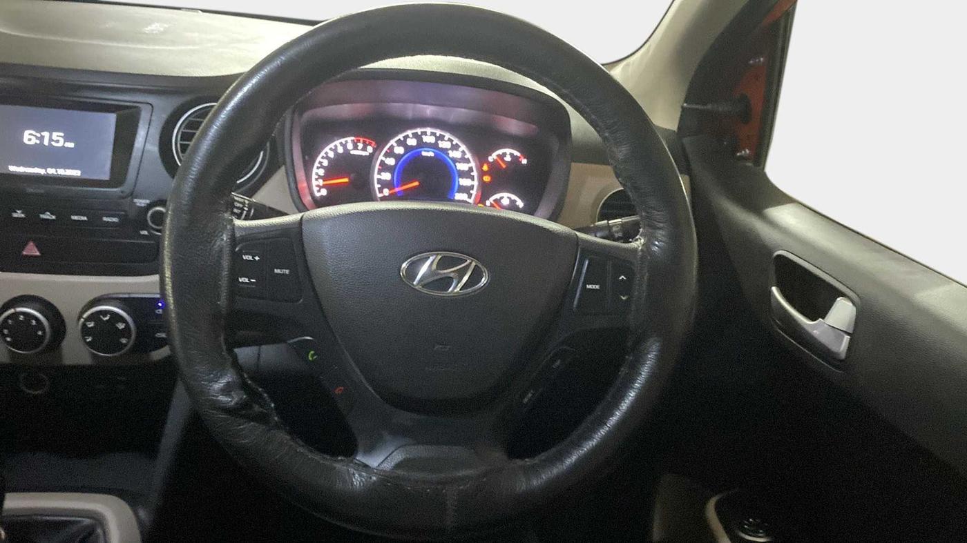 2017 Hyundai Grand i10 SPORTZ 1.2 KAPPA VTVT, Petrol, Manual, 33,729 km, Steering Wheel Close Up