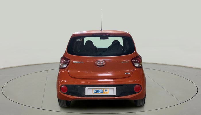 2017 Hyundai Grand i10 SPORTZ 1.2 KAPPA VTVT, Petrol, Manual, 33,729 km, Back/Rear