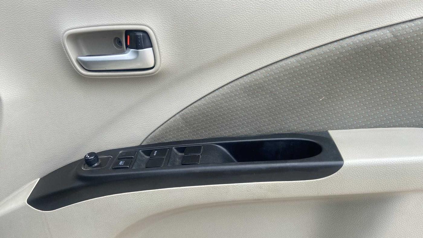2018 Maruti Celerio ZXI AMT (O), Petrol, Automatic, 82,214 km, Driver Side Door Panels Control