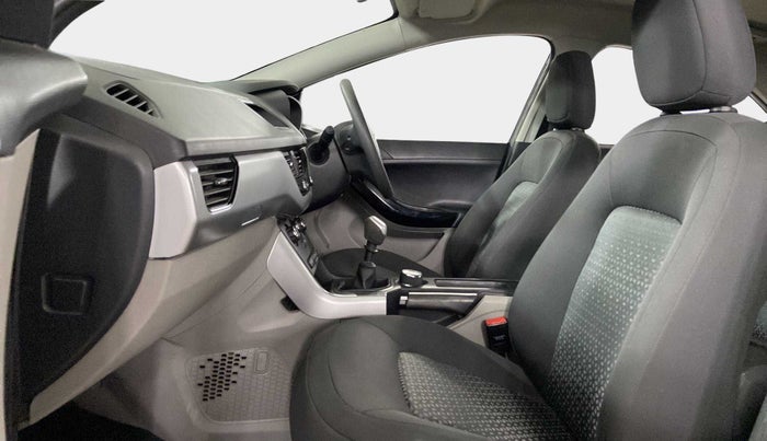 2018 Tata NEXON XM PETROL, Petrol, Manual, 27,693 km, Right Side Front Door Cabin