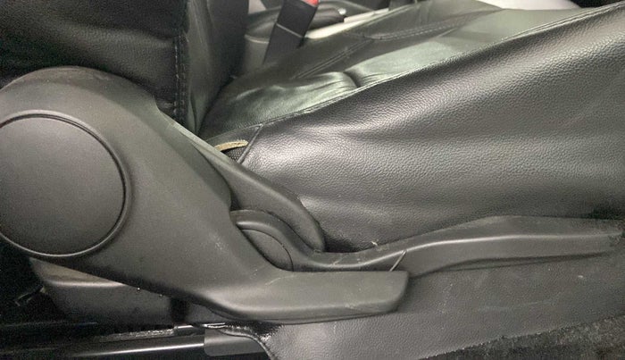 2018 Maruti Baleno ALPHA PETROL 1.2, Petrol, Manual, 24,799 km, Driver Side Adjustment Panel