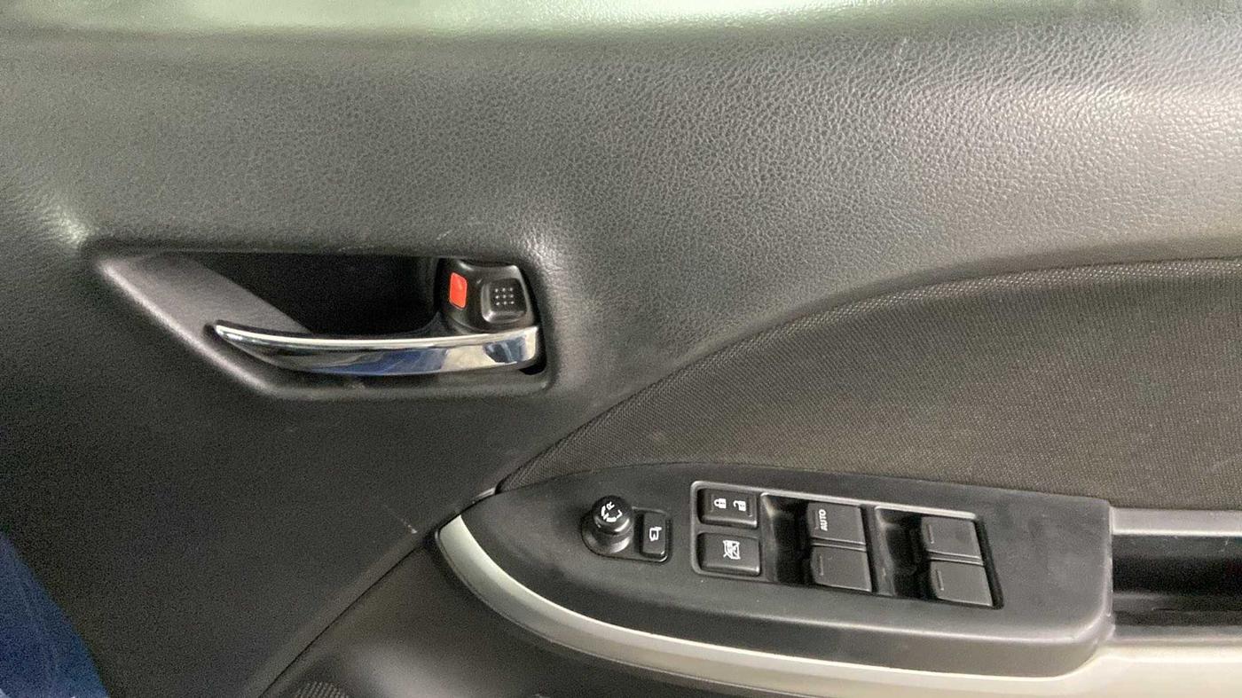 2018 Maruti Baleno ALPHA PETROL 1.2, Petrol, Manual, 24,799 km, Driver Side Door Panels Control