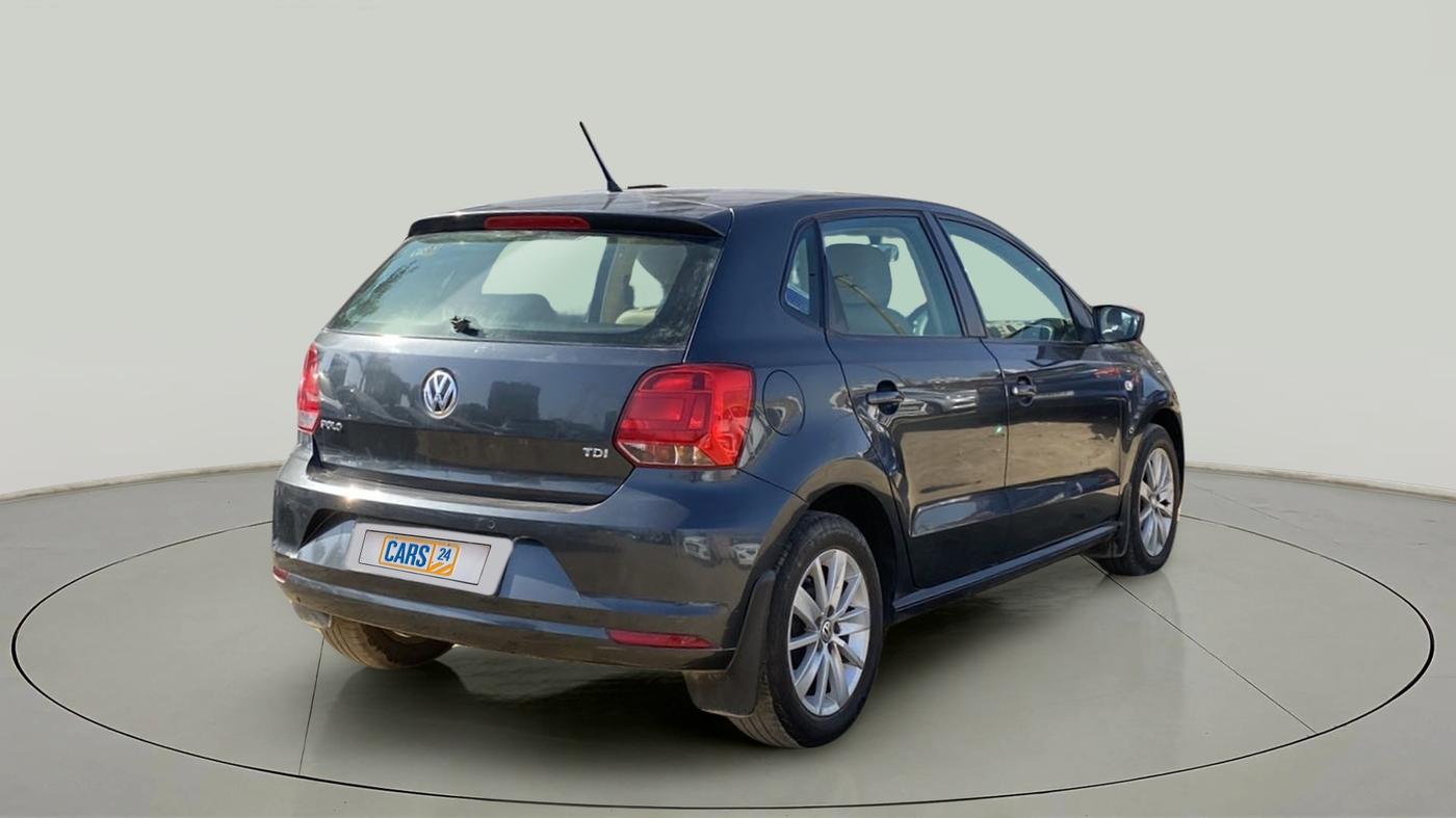 2015 Volkswagen Polo HIGHLINE1.5L, Diesel, Manual, 83,698 km, Right Back Diagonal