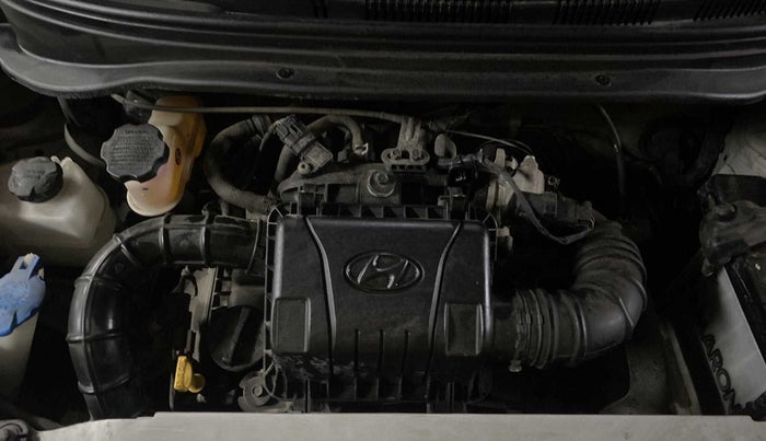 2017 Hyundai Eon SPORTZ, Petrol, Manual, 21,970 km, Open Bonet