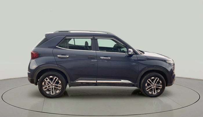 2022 Hyundai VENUE SX 1.5 CRDI, Diesel, Manual, 66,832 km, Right Side View