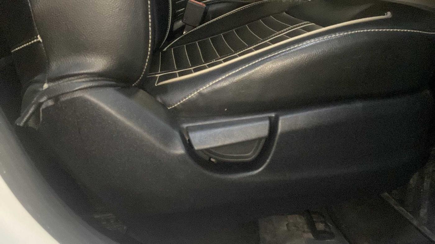 2021 Hyundai NEW SANTRO ERA EXECUTIVE, Petrol, Manual, 13,828 km, Driver Side Adjustment Panel