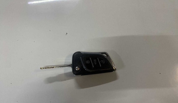 2021 Hyundai NEW SANTRO ERA EXECUTIVE, Petrol, Manual, 13,828 km, Key Close Up