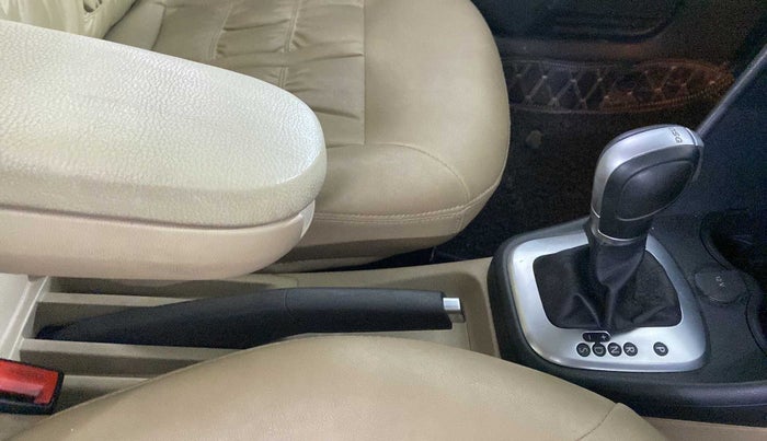 2018 Volkswagen Ameo HIGHLINE PLUS 1.5L AT 16 ALLOY, Diesel, Automatic, 52,041 km, Gear Lever