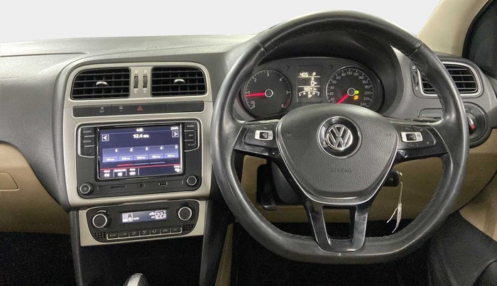 2018 Volkswagen Ameo HIGHLINE PLUS 1.5L AT 16 ALLOY, Diesel, Automatic, 52,041 km, Steering Wheel Close Up