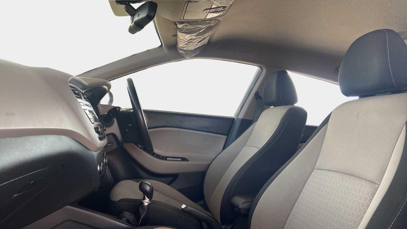 2015 Hyundai Elite i20 ASTA 1.2, Petrol, Manual, 17,339 km, Right Side Front Door Cabin