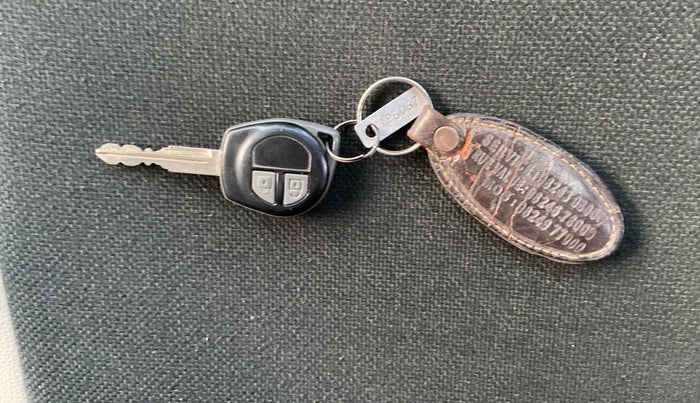 2014 Maruti Swift Dzire VXI, Petrol, Manual, 21,699 km, Key Close Up