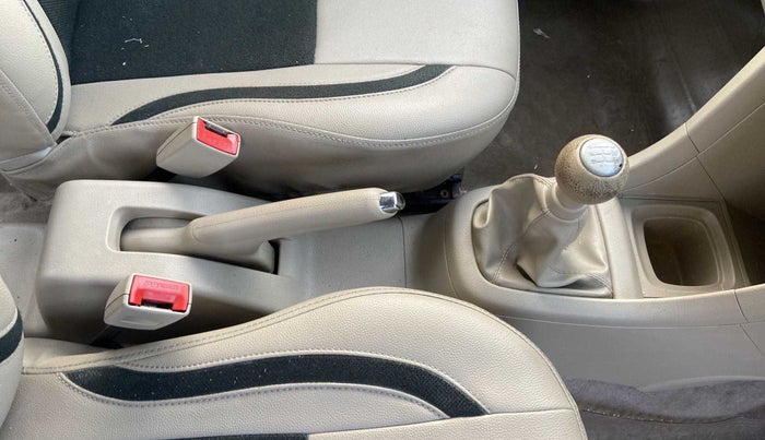 2014 Maruti Swift Dzire VXI, Petrol, Manual, 21,699 km, Gear Lever