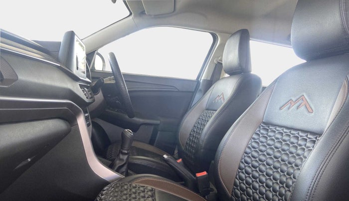 2023 Maruti BREZZA VXI SMART HYBRID, Petrol, Manual, 20,801 km, Right Side Front Door Cabin