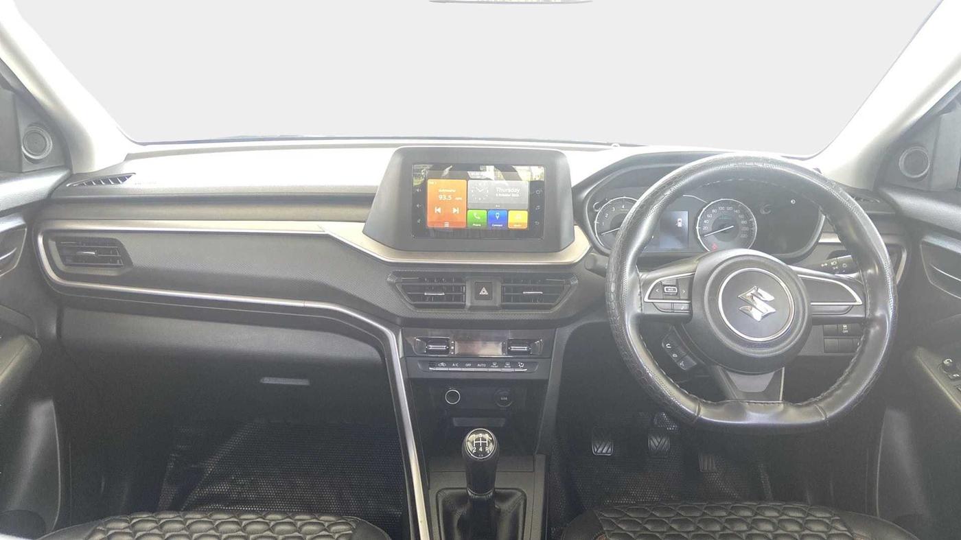 2023 Maruti BREZZA VXI SMART HYBRID, Petrol, Manual, 20,801 km, Dashboard