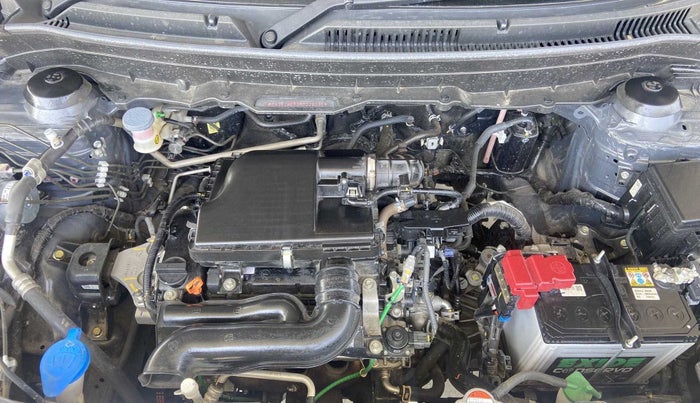 2023 Maruti BREZZA VXI SMART HYBRID, Petrol, Manual, 20,801 km, Open Bonet