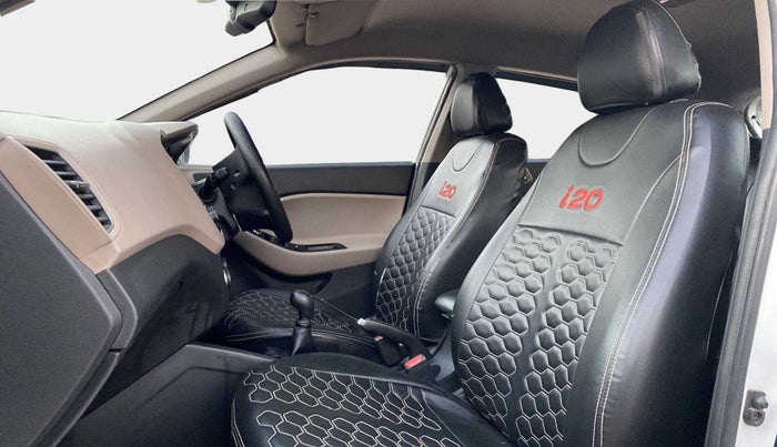 2015 Hyundai Elite i20 SPORTZ 1.2 (O), Petrol, Manual, 58,404 km, Right Side Front Door Cabin