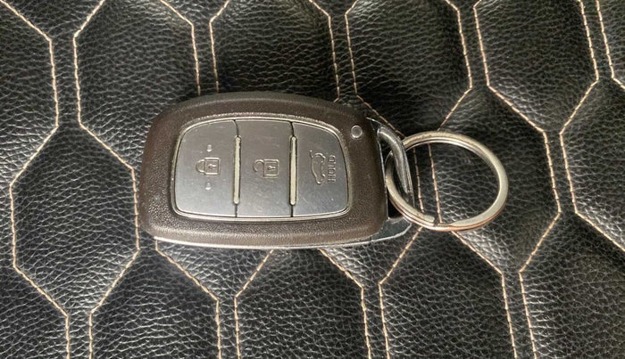 2015 Hyundai Elite i20 SPORTZ 1.2 (O), Petrol, Manual, 58,404 km, Key Close Up