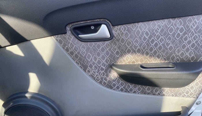 2019 Maruti Alto 800 LXI, Petrol, Manual, 36,290 km, Driver Side Door Panels Control