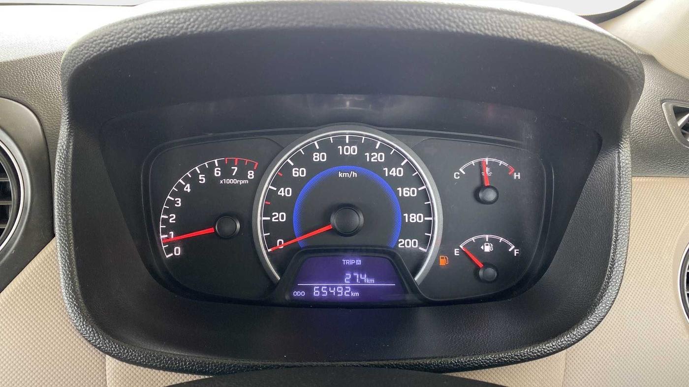 2016 Hyundai Grand i10 SPORTZ 1.2 KAPPA VTVT, Petrol, Manual, 65,469 km, Odometer Image