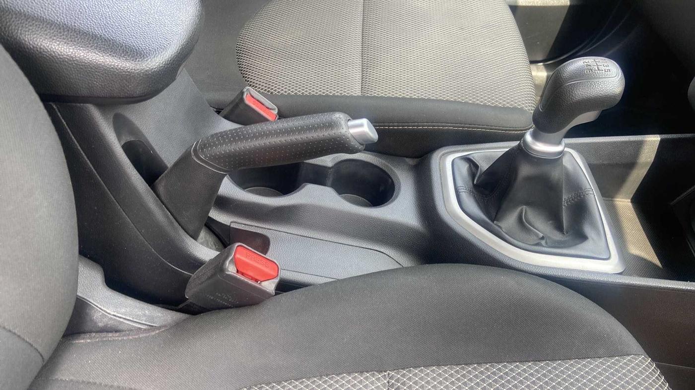 2017 Hyundai Creta E PLUS 1.6 PETROL, Petrol, Manual, 50,026 km, Gear Lever