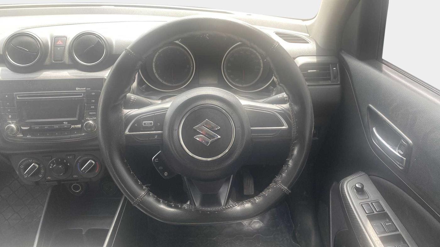 2018 Maruti Swift VXI, Petrol, Manual, 83,782 km, Steering Wheel Close Up