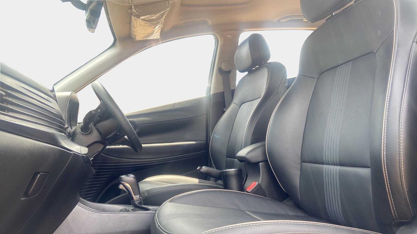2021 Hyundai NEW I20 ASTA (O) 1.0 TURBO GDI DCT, Petrol, Automatic, 15,976 km, Right Side Front Door Cabin