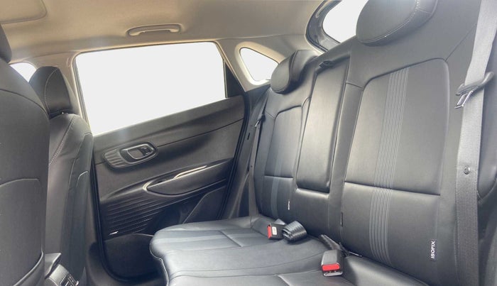 2021 Hyundai NEW I20 ASTA (O) 1.0 TURBO GDI DCT, Petrol, Automatic, 15,976 km, Right Side Rear Door Cabin