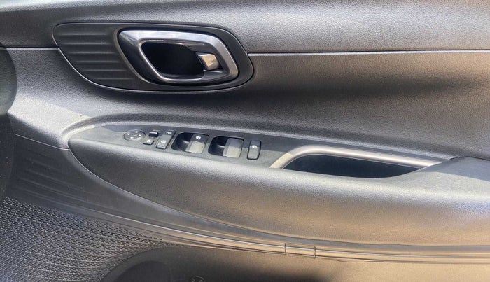 2021 Hyundai NEW I20 ASTA (O) 1.0 TURBO GDI DCT, Petrol, Automatic, 15,976 km, Driver Side Door Panels Control