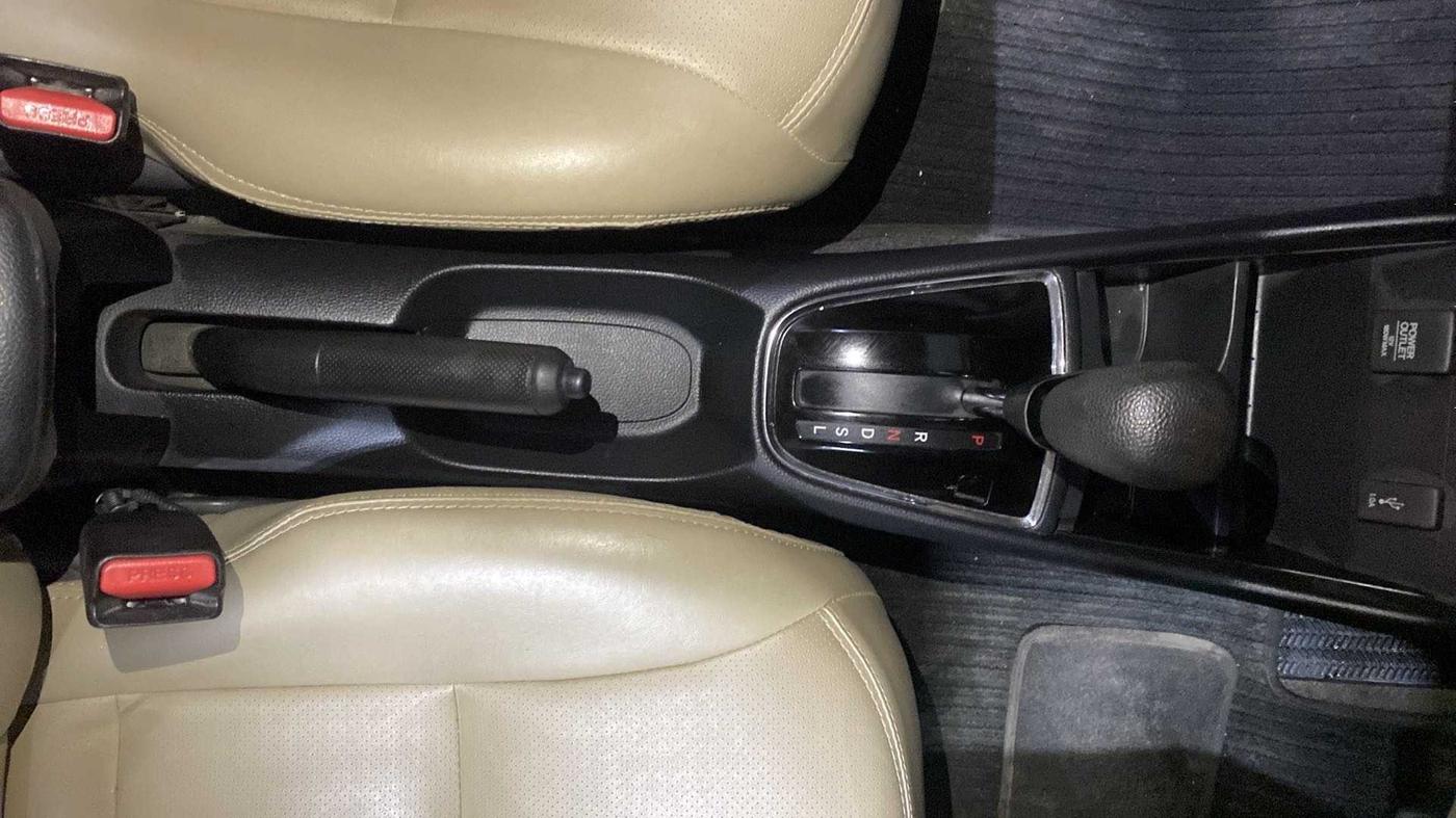 2019 Honda Amaze 1.5L I-DTEC V CVT, Diesel, Automatic, 28,940 km, Gear Lever