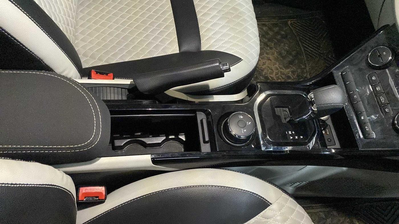2021 Tata NEXON XZA PLUS PETROL DUAL TONE, Petrol, Automatic, 9,122 km, Gear Lever