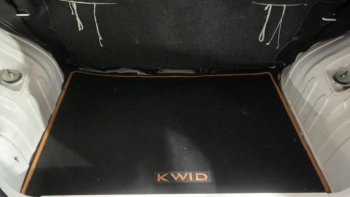 2017 Renault Kwid RXT 1.0 AMT (O), Petrol, Automatic, 27,077 km, Boot Inside