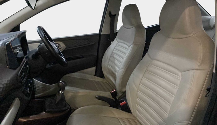 2021 Hyundai AURA SX 1.2, Petrol, Manual, 26,715 km, Right Side Front Door Cabin