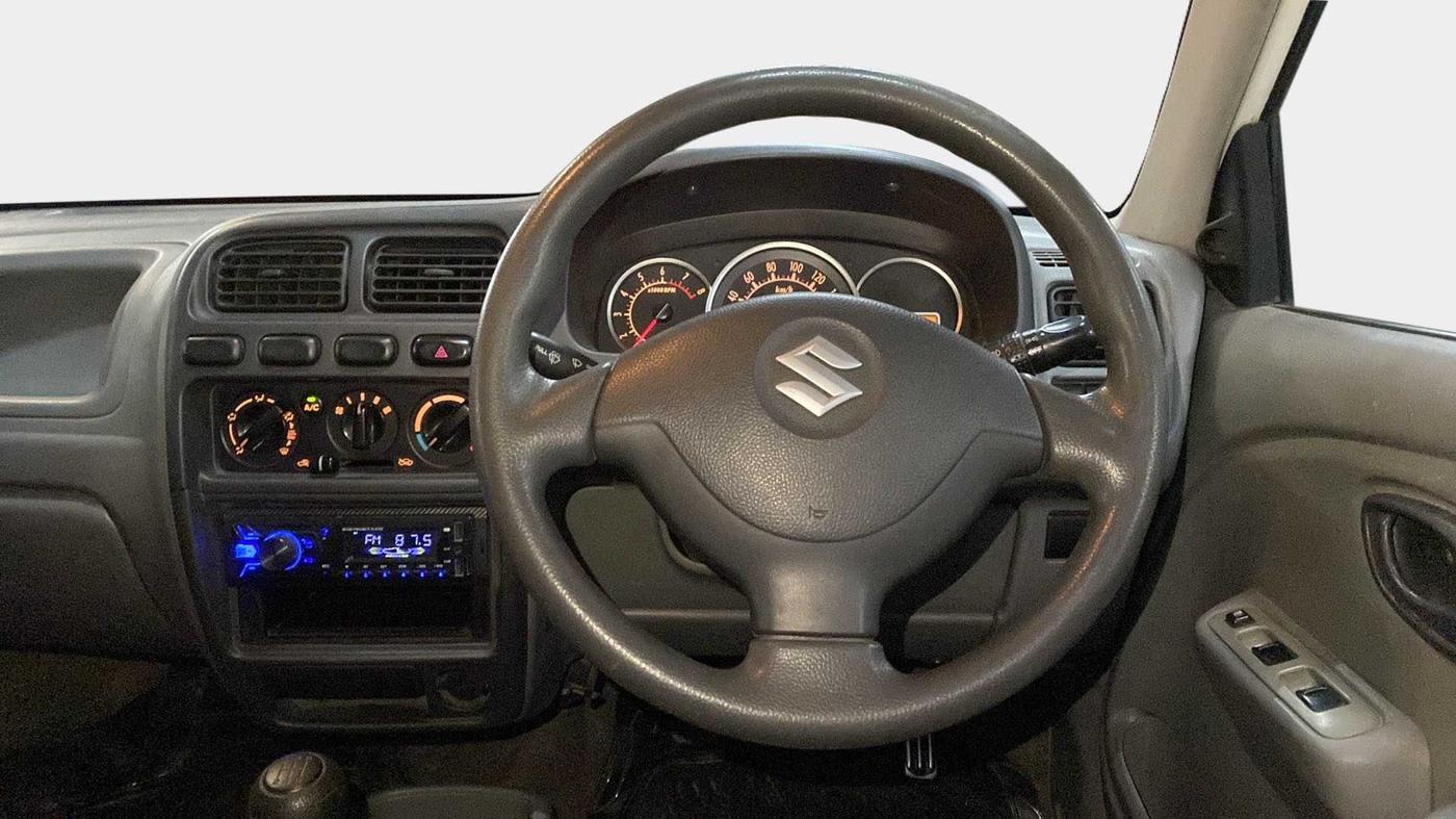 2014 Maruti Alto K10 VXI, Petrol, Manual, 49,229 km, Steering Wheel Close Up