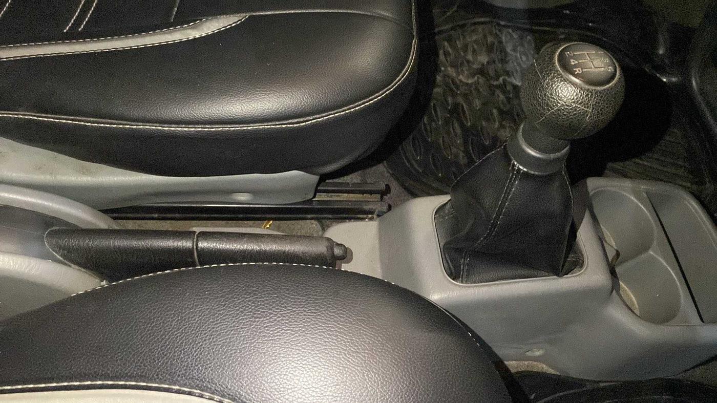 2014 Maruti Alto K10 VXI, Petrol, Manual, 49,229 km, Gear Lever