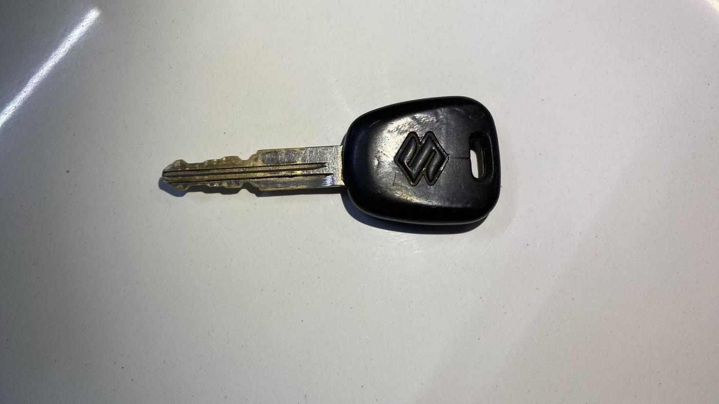 2014 Maruti Alto K10 VXI, Petrol, Manual, 49,229 km, Key Close Up