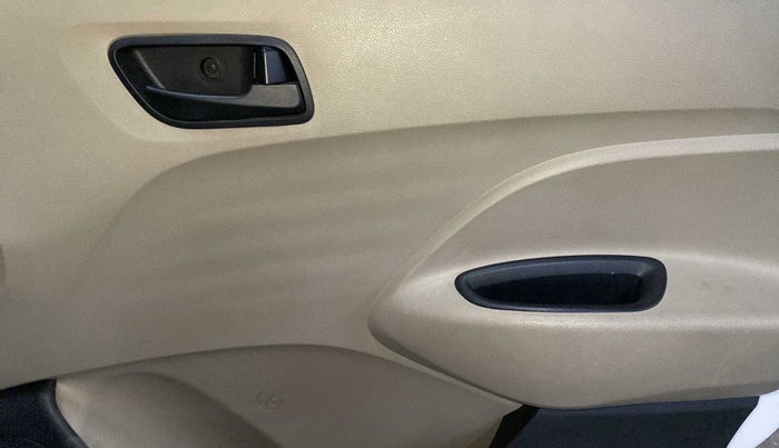 2021 Hyundai NEW SANTRO SPORTZ EXECUTIVE MT CNG, CNG, Manual, 32,264 km, Driver Side Door Panels Control