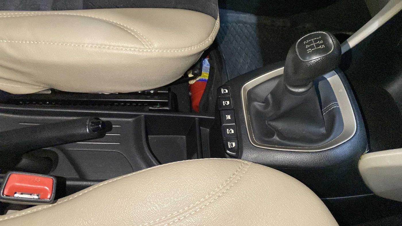2021 Hyundai NEW SANTRO SPORTZ EXECUTIVE MT CNG, CNG, Manual, 32,264 km, Gear Lever