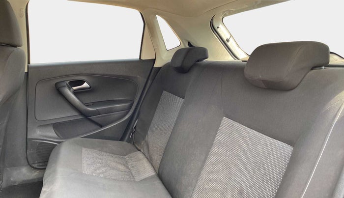 2016 Volkswagen Polo COMFORTLINE 1.2L, Petrol, Manual, 86,211 km, Right Side Rear Door Cabin