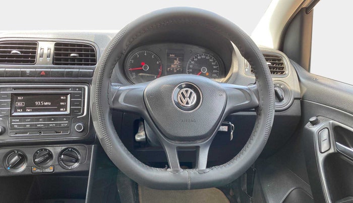 2016 Volkswagen Polo COMFORTLINE 1.2L, Petrol, Manual, 86,211 km, Steering Wheel Close Up