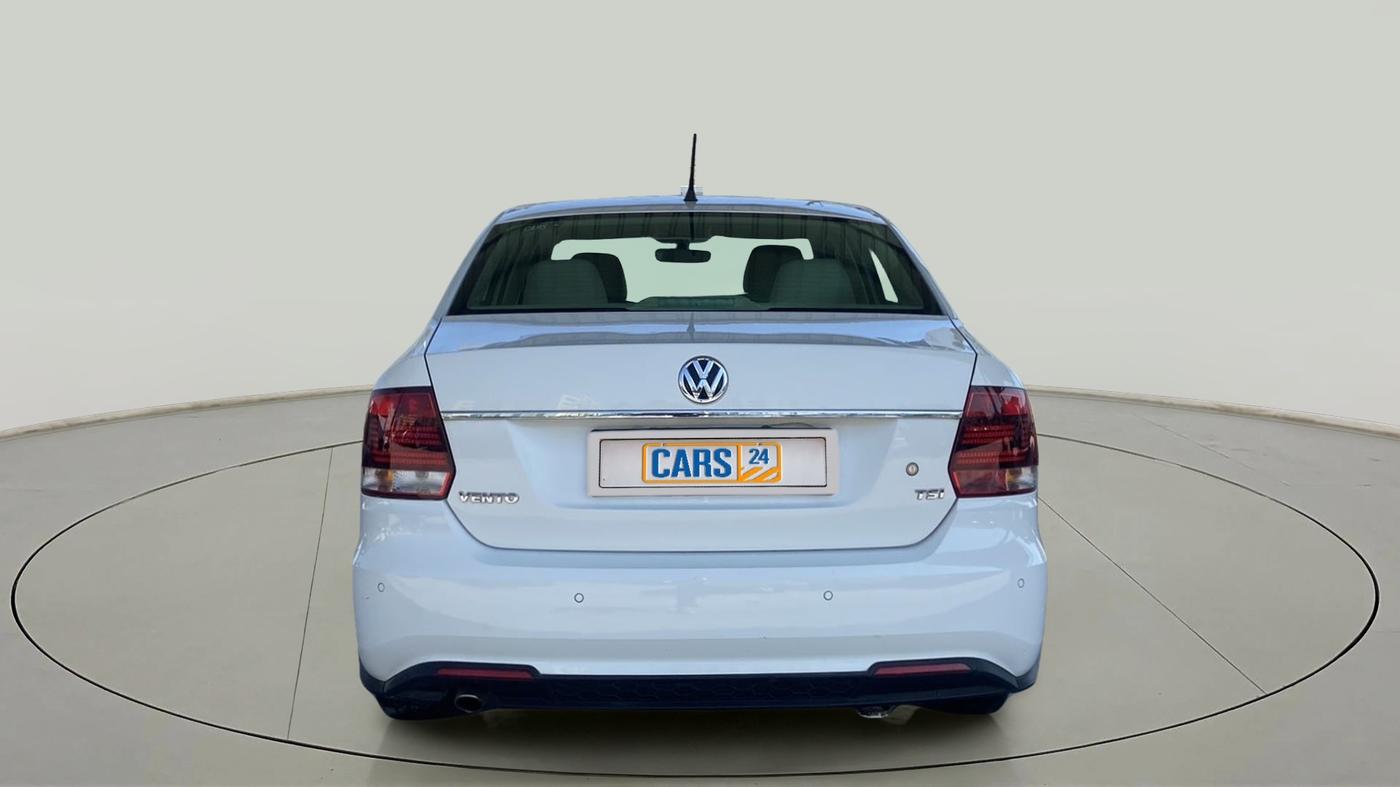 2021 Volkswagen Vento HIGHLINE 1.0L TSI AT, Petrol, Automatic, 19,304 km, Back/Rear