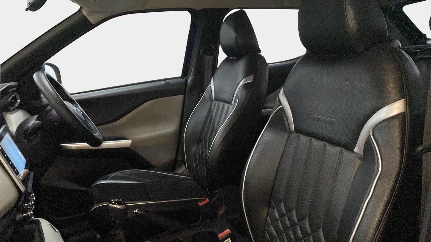 2021 Nissan MAGNITE XV MT, Petrol, Manual, 10,586 km, Right Side Front Door Cabin
