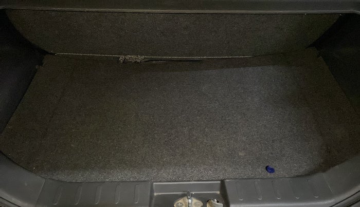 2017 Maruti Alto K10 VXI, Petrol, Manual, 21,021 km, Boot Inside