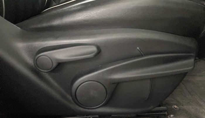 2020 Jeep Compass SPORT PLUS 1.4 PETROL, Petrol, Manual, 38,615 km, Driver Side Adjustment Panel