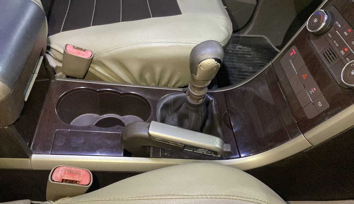 2015 Mahindra XUV500 W6, Diesel, Manual, 99,895 km, Gear Lever