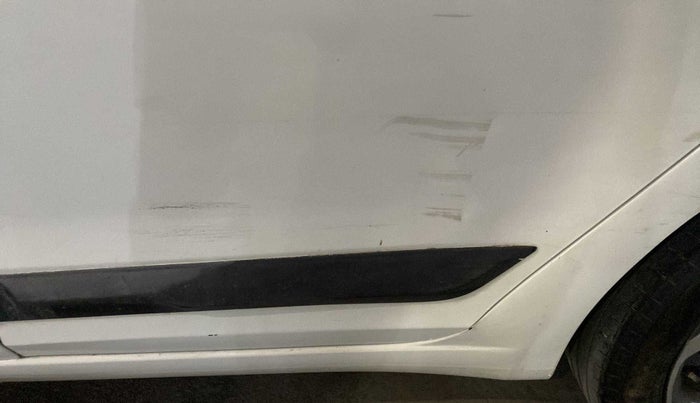 2018 Hyundai Elite i20 ASTA 1.2, Petrol, Manual, 24,917 km, Rear left door - Minor scratches