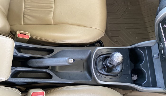 2017 Honda City 1.5L I-VTEC V MT, Petrol, Manual, 66,546 km, Gear Lever