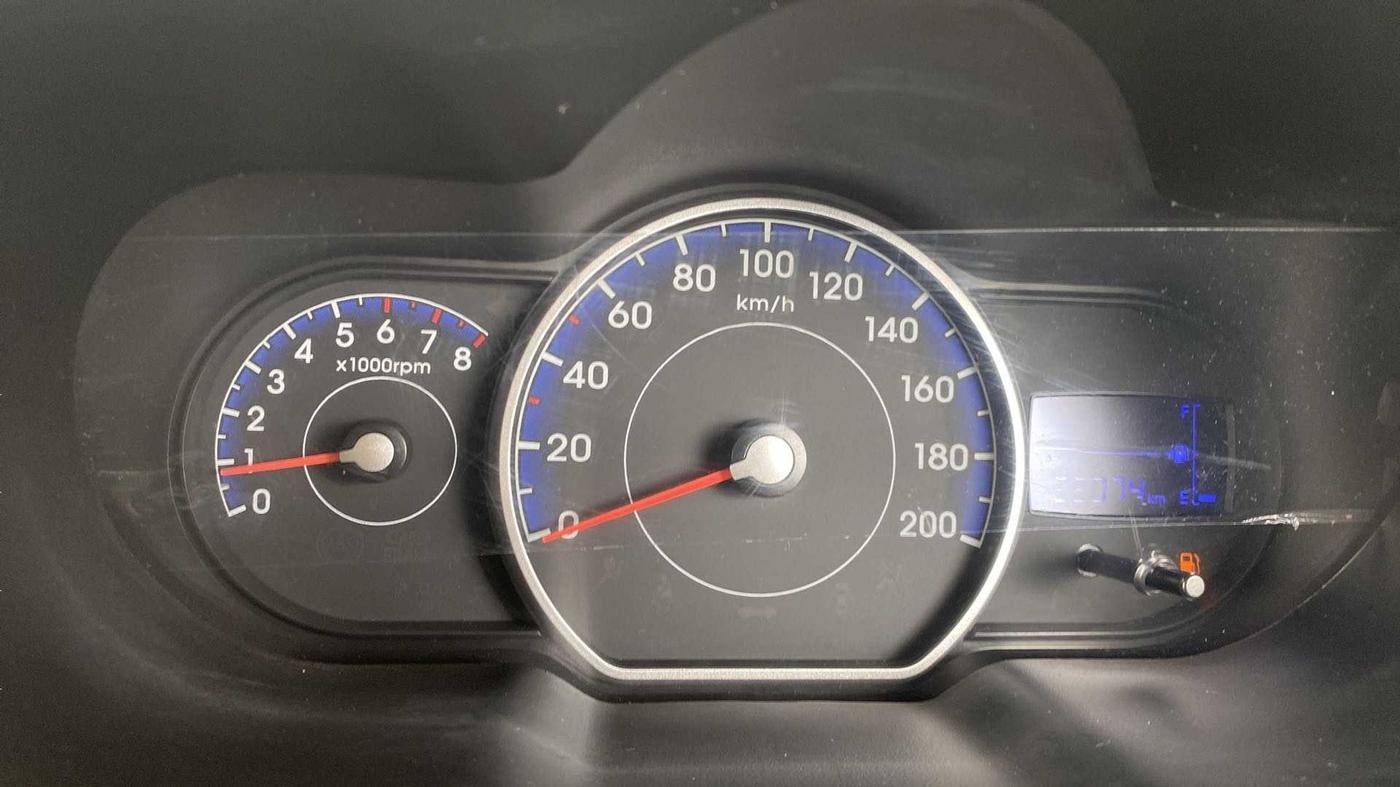 2014 Hyundai i10 MAGNA 1.1, Petrol, Manual, 22,070 km, Odometer Image