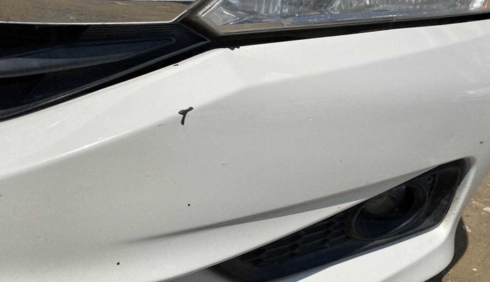 2014 Honda City 1.5L I-DTEC VX, Diesel, Manual, 1,19,342 km, Front bumper - Minor scratches