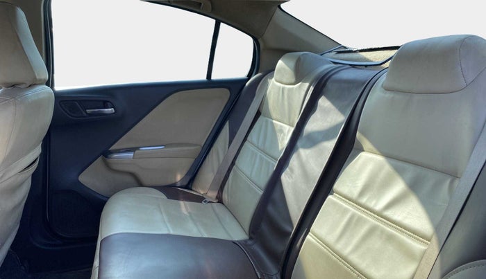 2014 Honda City 1.5L I-DTEC VX, Diesel, Manual, 1,19,342 km, Right Side Rear Door Cabin